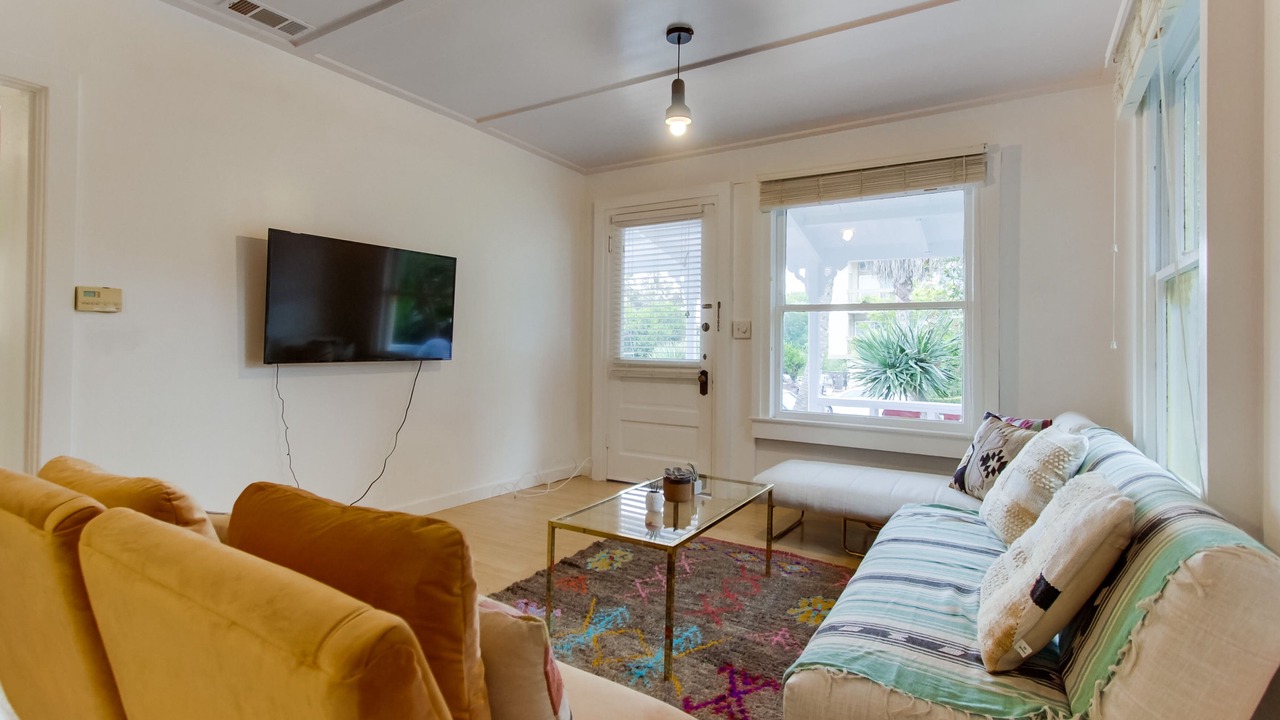Photo of Livingroom in Mission Hills