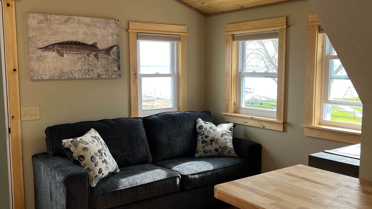 Photo of Livingroom in North Bay