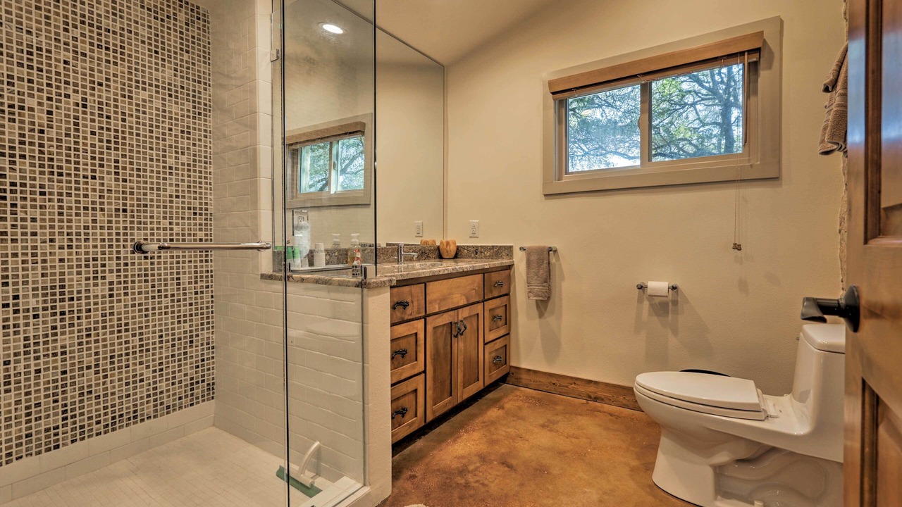 Photo of Bathroom in Blanco