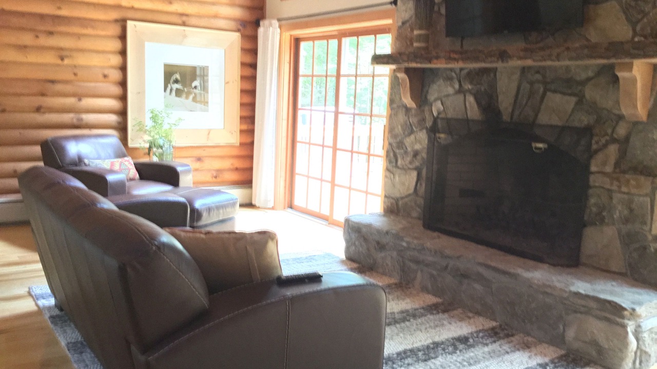 Photo of Livingroom in Weston