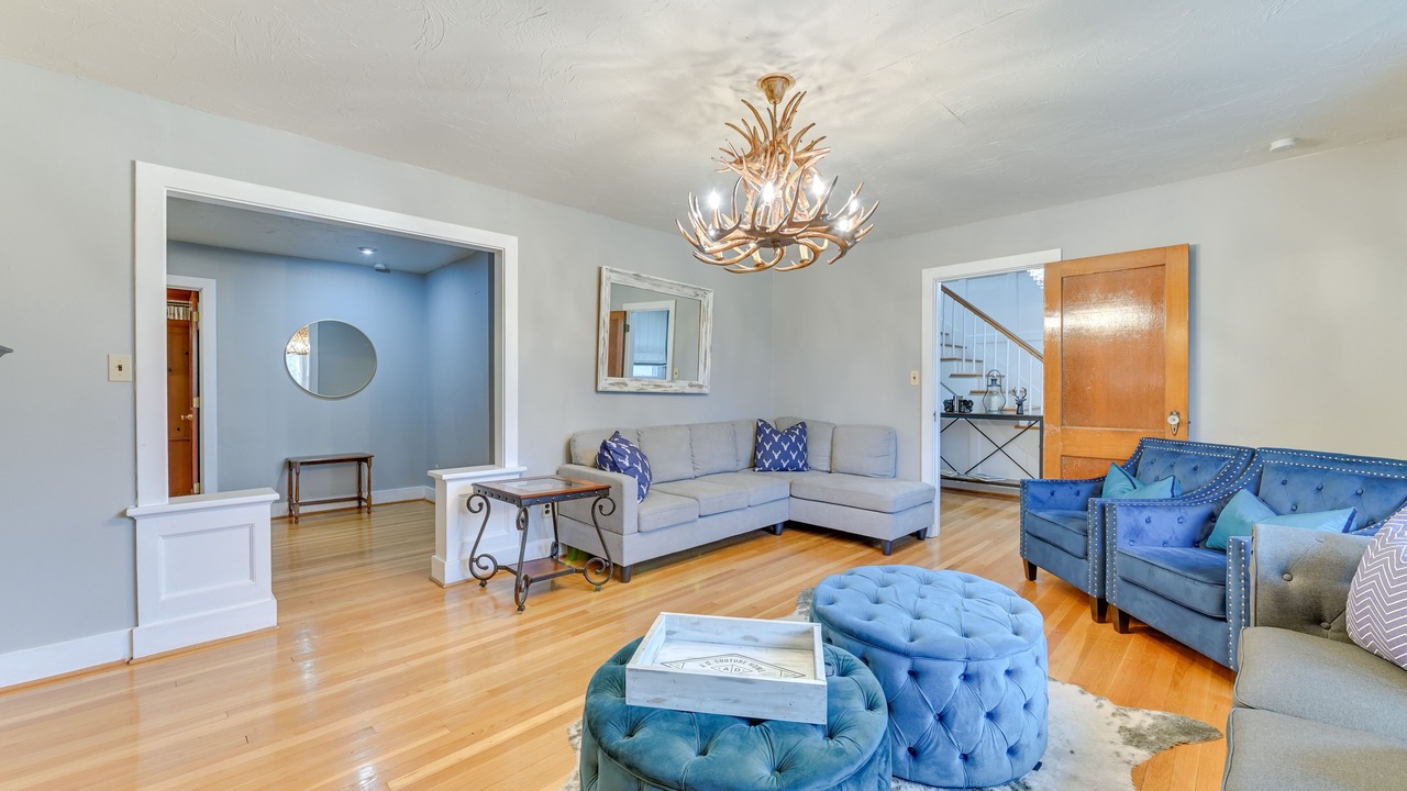 Photo of Livingroom in Windham