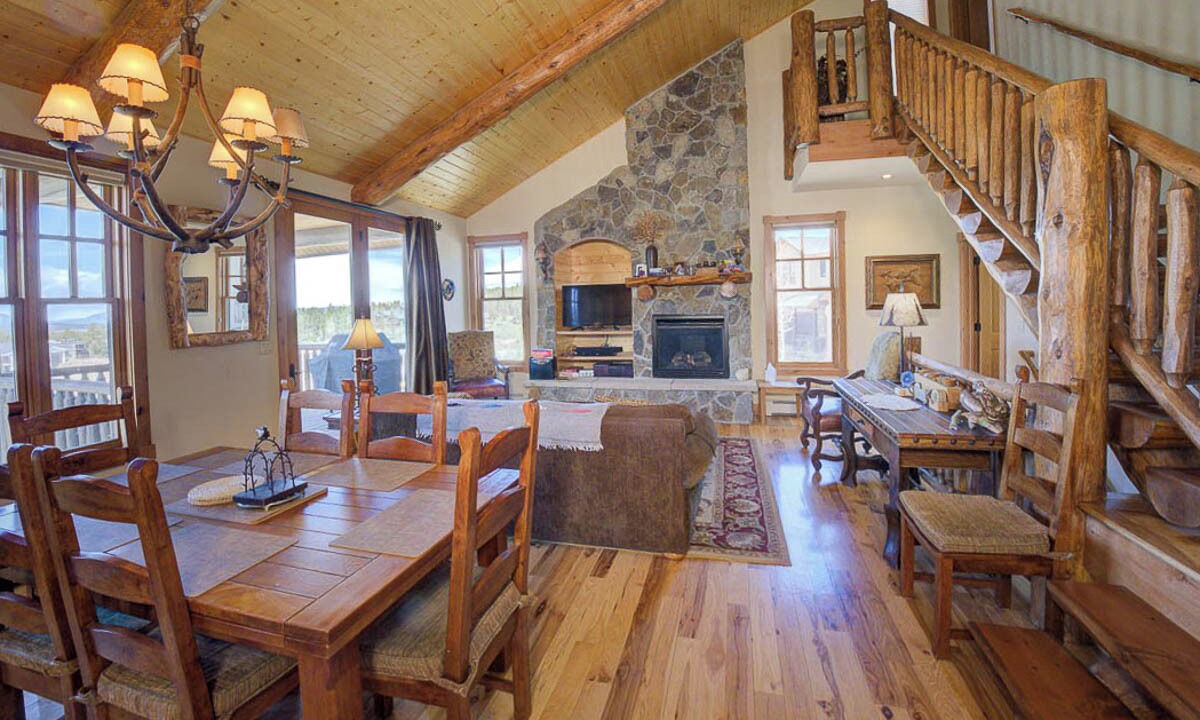 Photo of Livingroom in Fraser