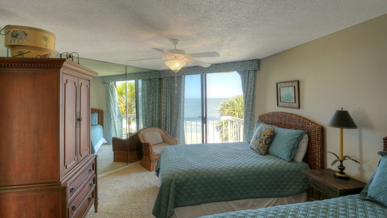 Photo of Bedroom in Saint Simons Island