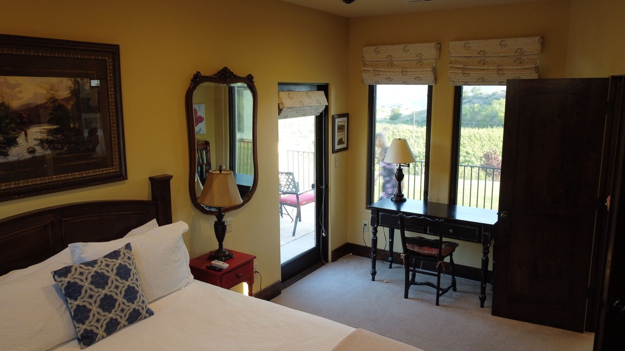 Photo of Bedroom in Manson