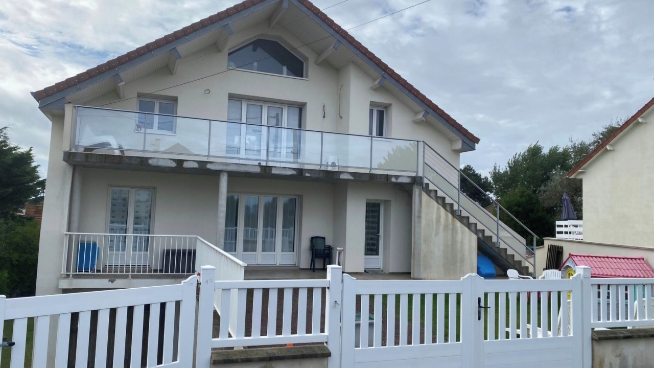 Photo of Outdoor in Le Home