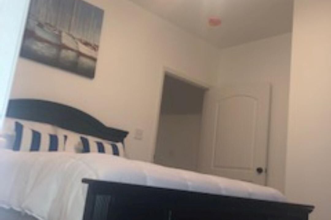 Photo of Bedroom in Guntersville