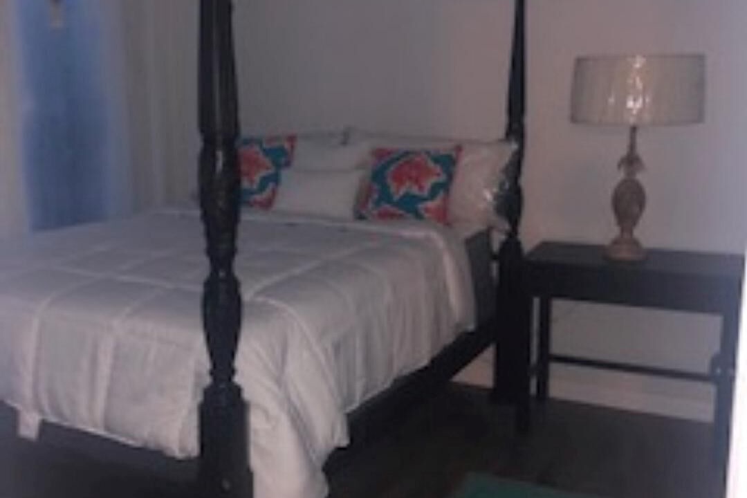 Photo of Bedroom in Guntersville
