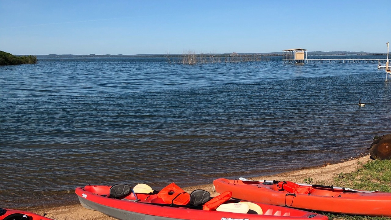 Photo of Outdoor in Buchanan Dam