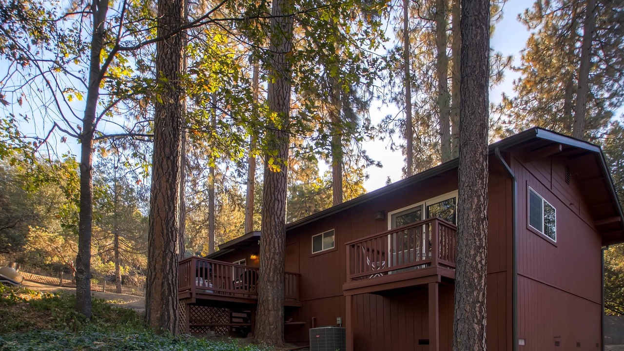 Photo of Outdoor in Oakhurst