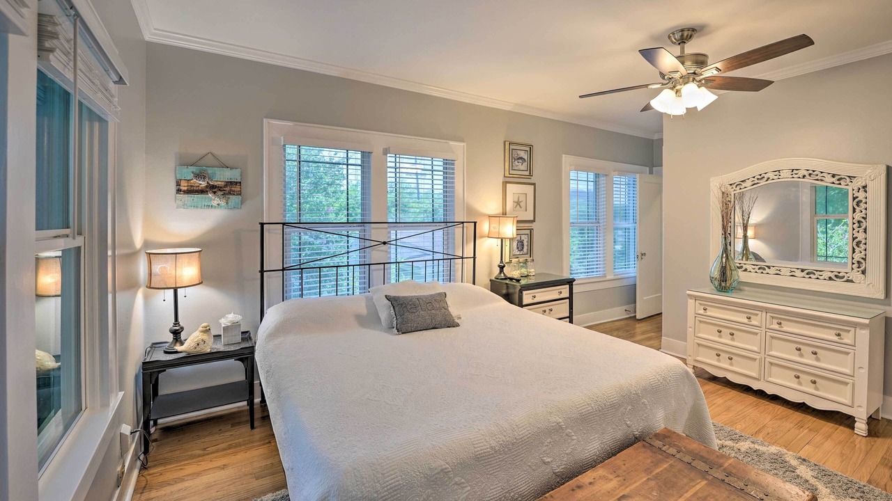 Photo of Bedroom in Del Mar