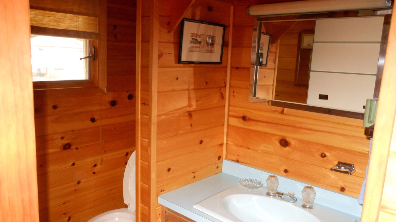 Photo of Bathroom in Perry