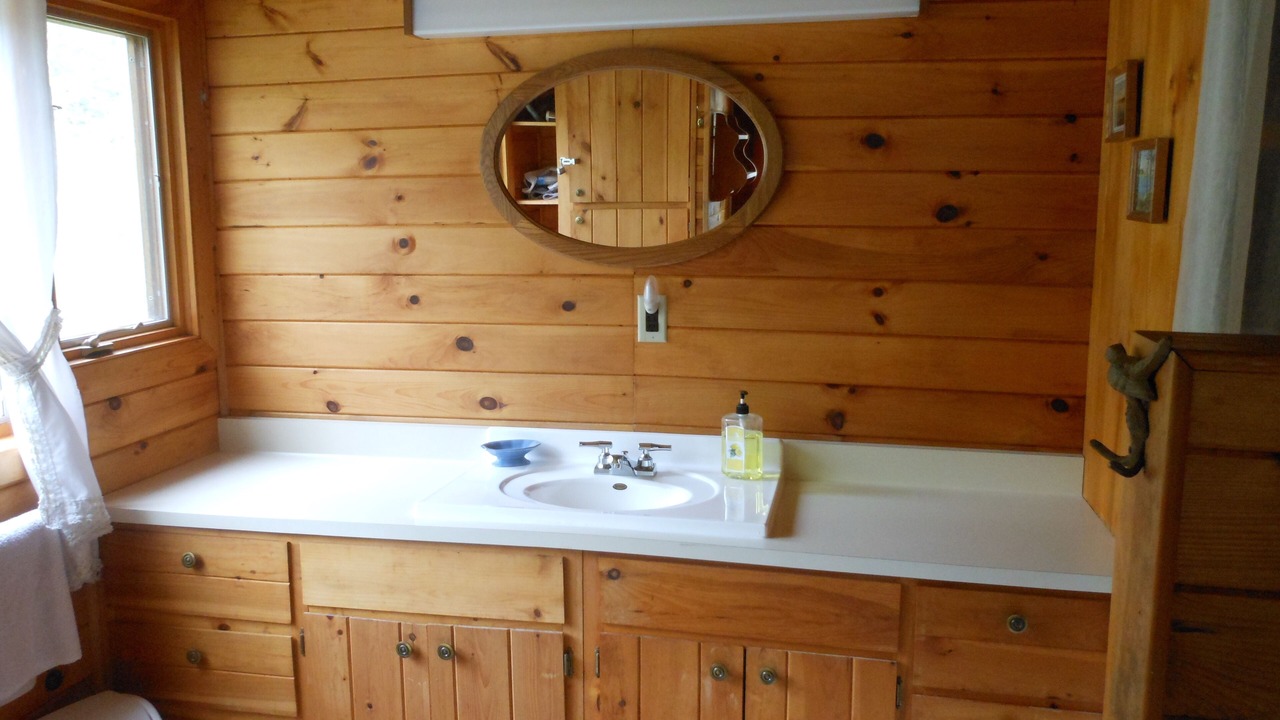 Photo of Bathroom in Perry