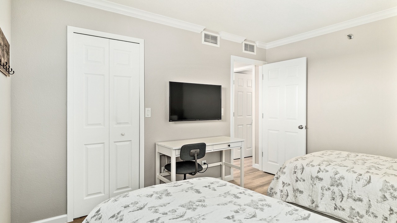 Photo of Bedroom in Ormond-by-the-Sea