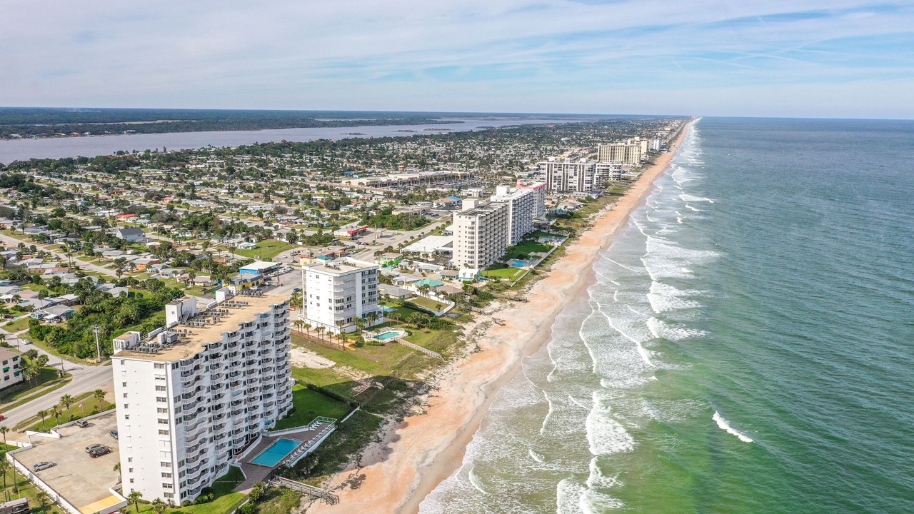 Photo of Patio Balcony in Ormond-by-the-Sea