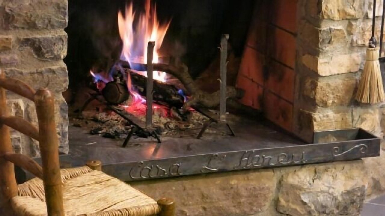 Photo of Livingroom in Montcortes