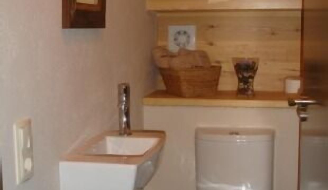 Photo of Bathroom in Montcortes