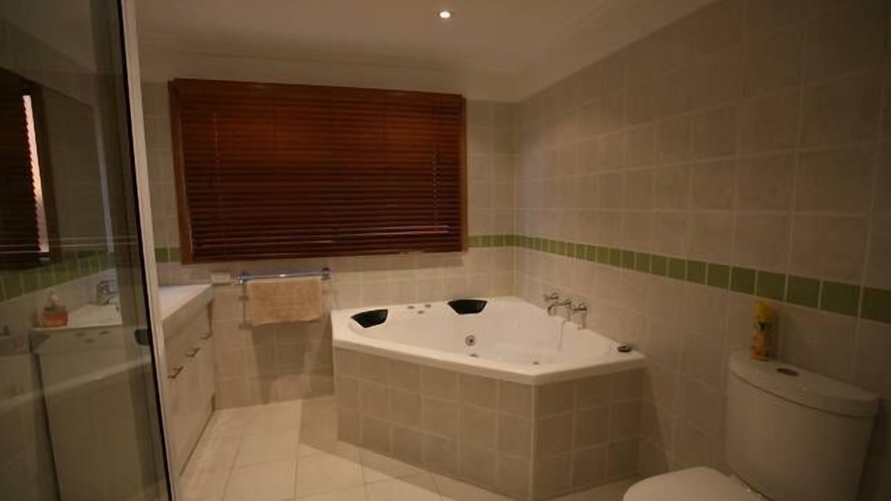 Photo of Bathroom in Cape Woolamai