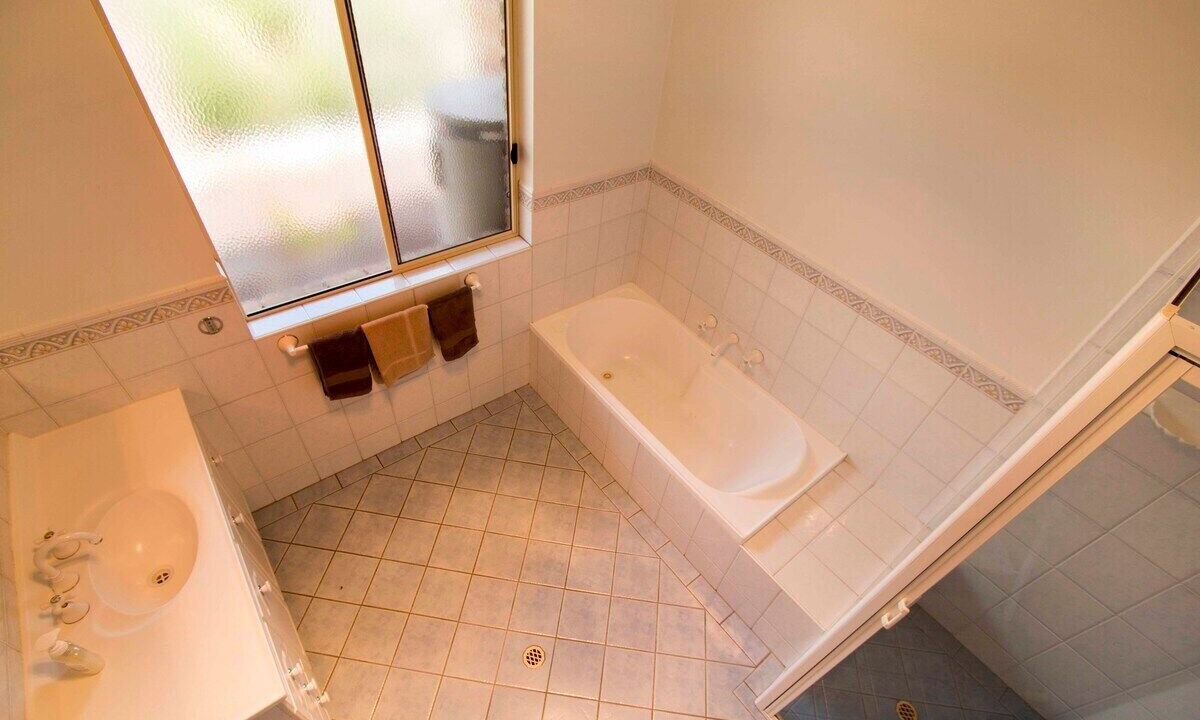 Photo of Bathroom in Seymour