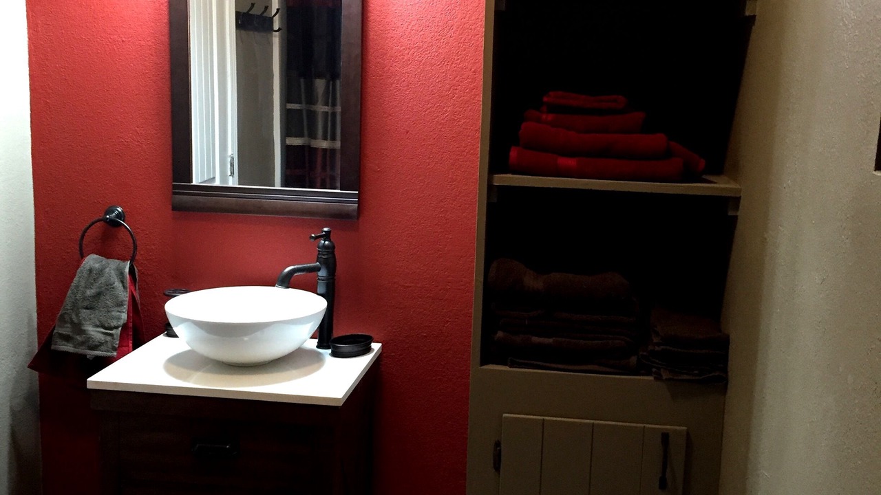 Photo of Bathroom in Barataria