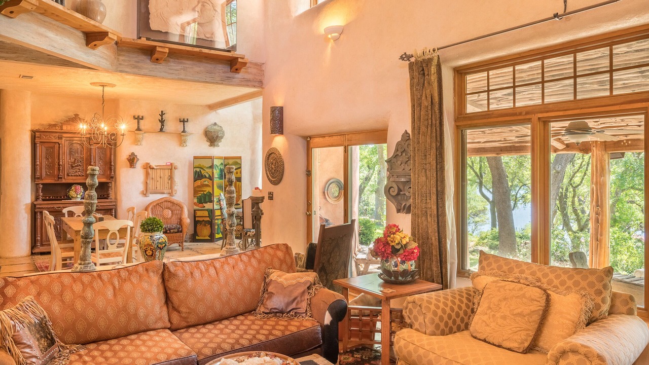 Photo of Livingroom in Spicewood