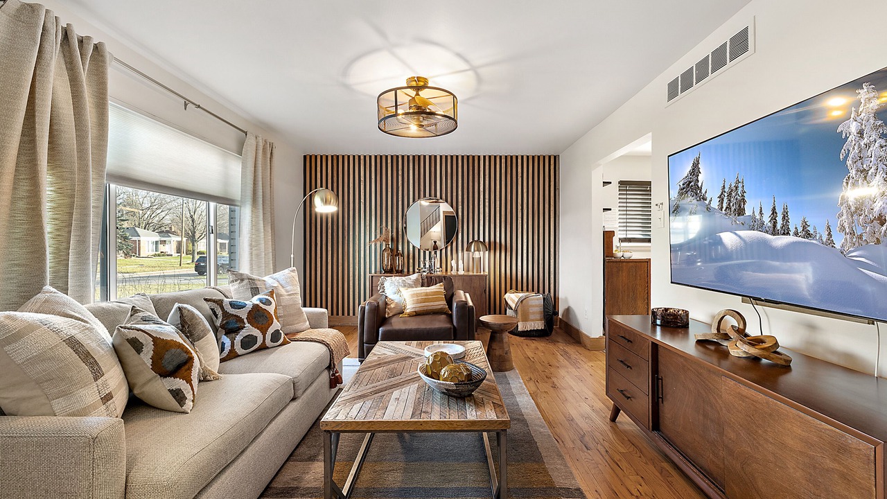 Photo of Livingroom in Oak Park