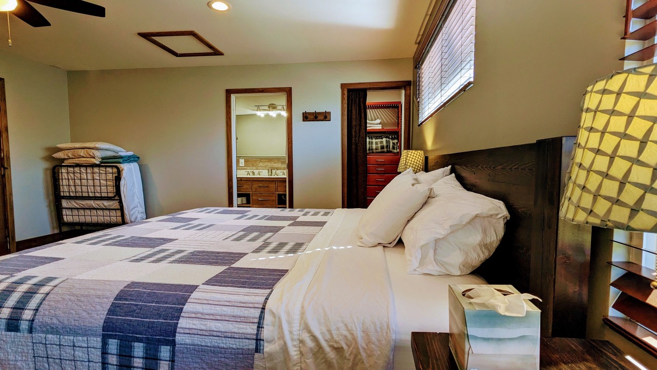 Photo of Bedroom in Oak Park