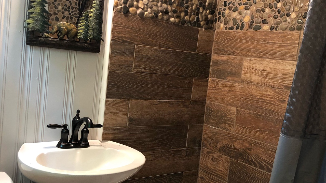 Photo of Bathroom in Cattail Creek