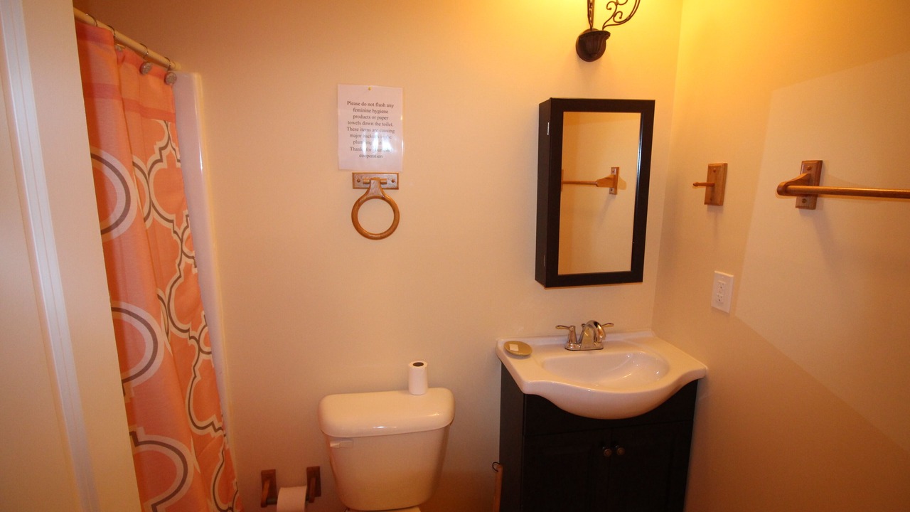 Photo of Bathroom in Ellenwood