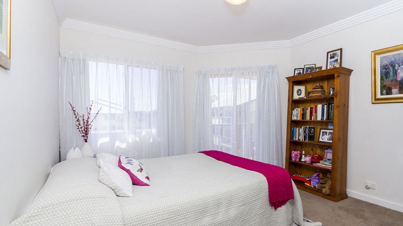 Photo of Bedroom in Raby Bay