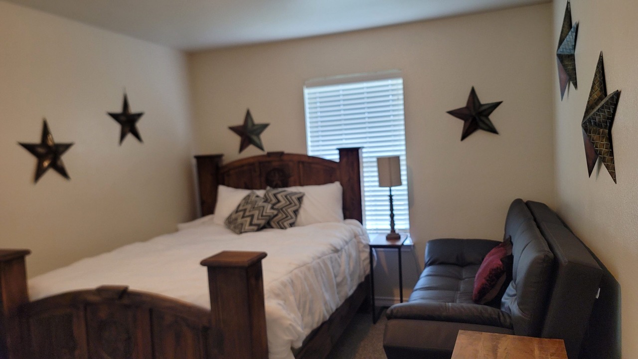 Photo of Bedroom in Del Valle