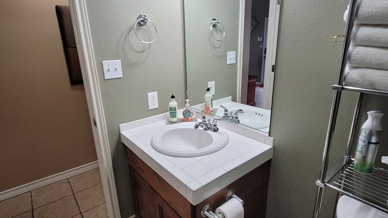 Photo of Bathroom in Del Valle