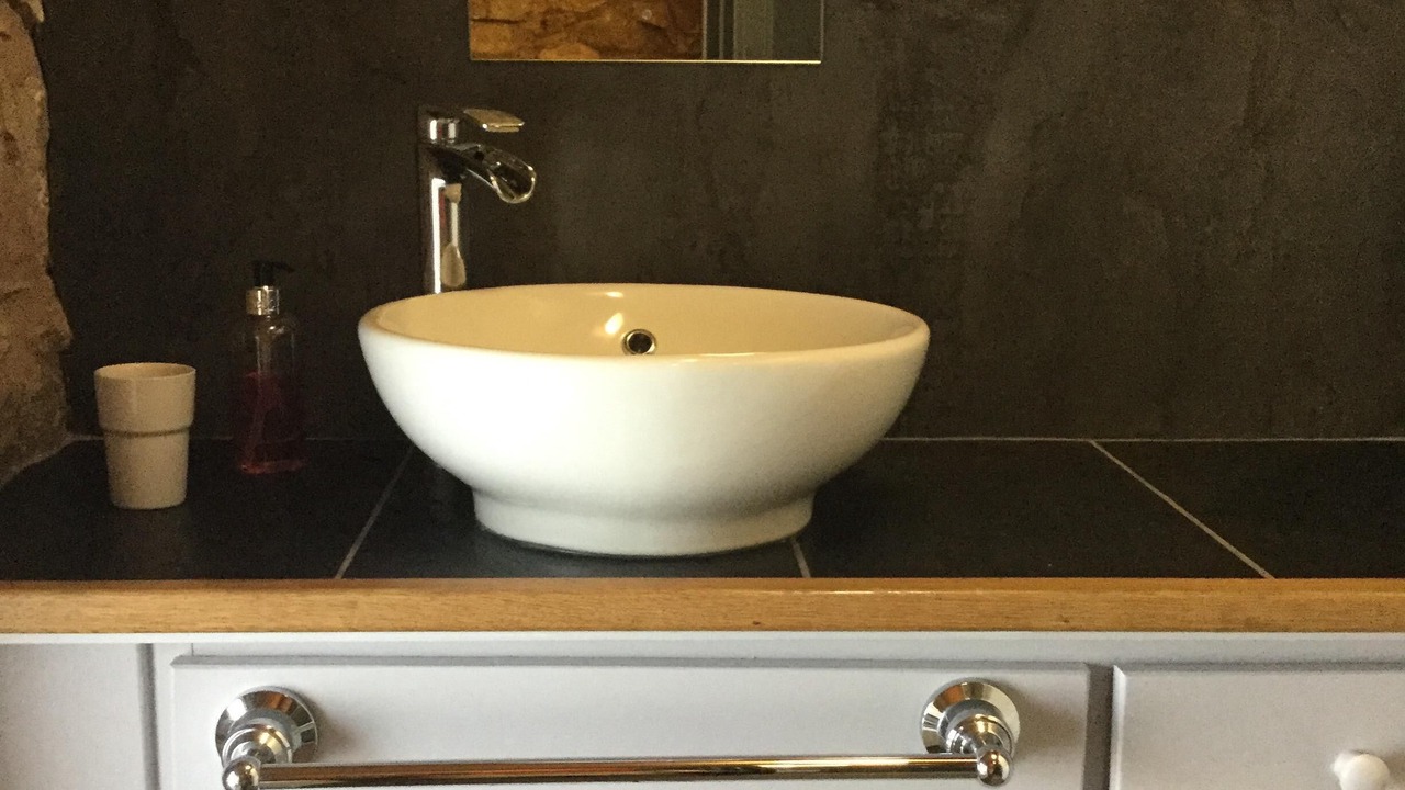 Photo of Bathroom in Llanarmon-yn-Ial