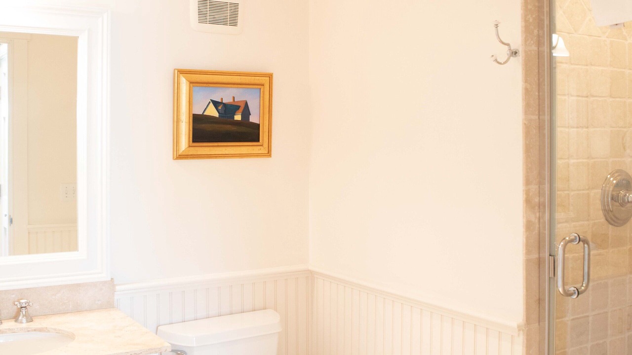 Photo of Bathroom in Brant Point