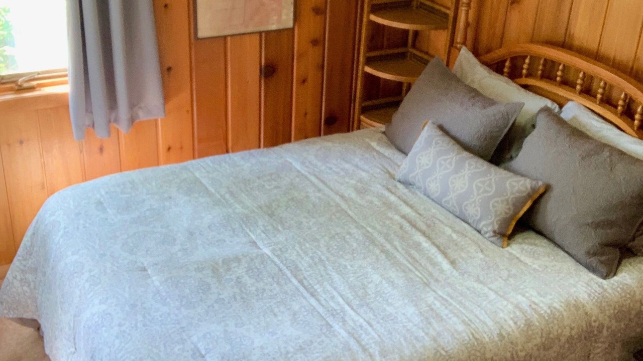 Photo of Others in Holcomb