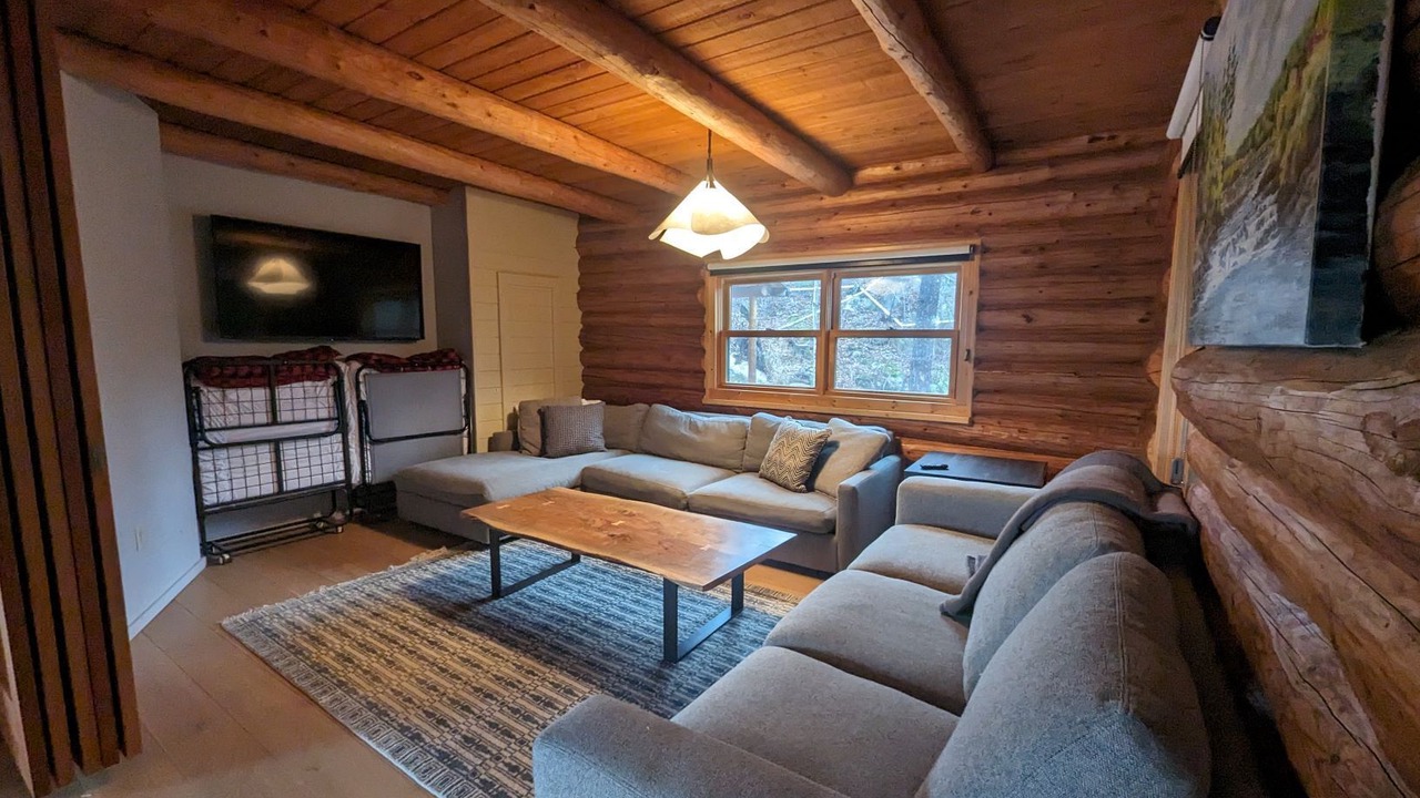 Photo of Livingroom in West Cook