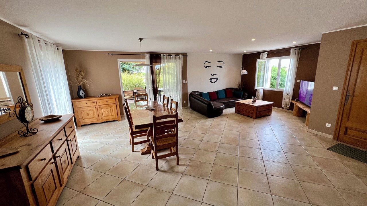 Photo of Livingroom in Laroque-Timbaut