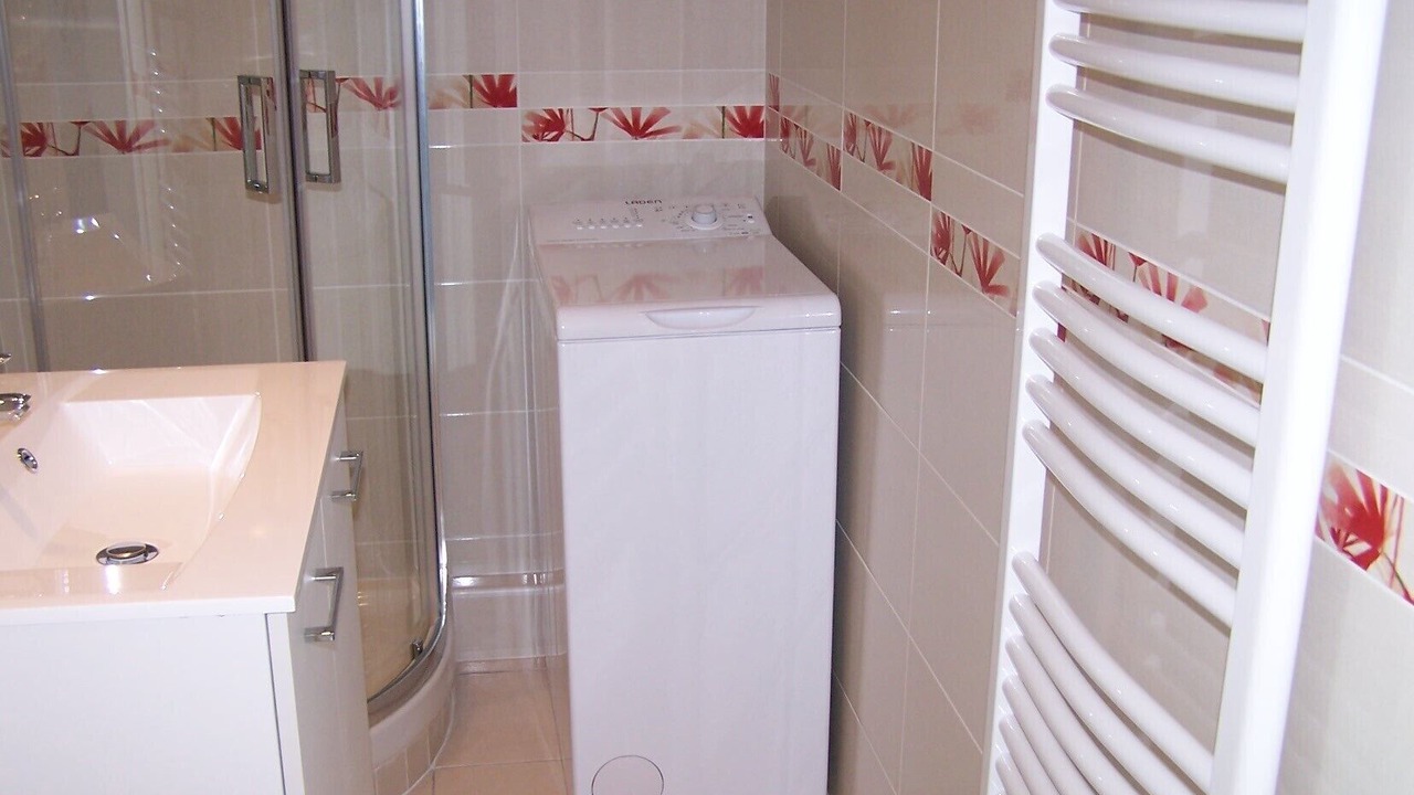 Photo of Bathroom in Courseulles-sur-Mer