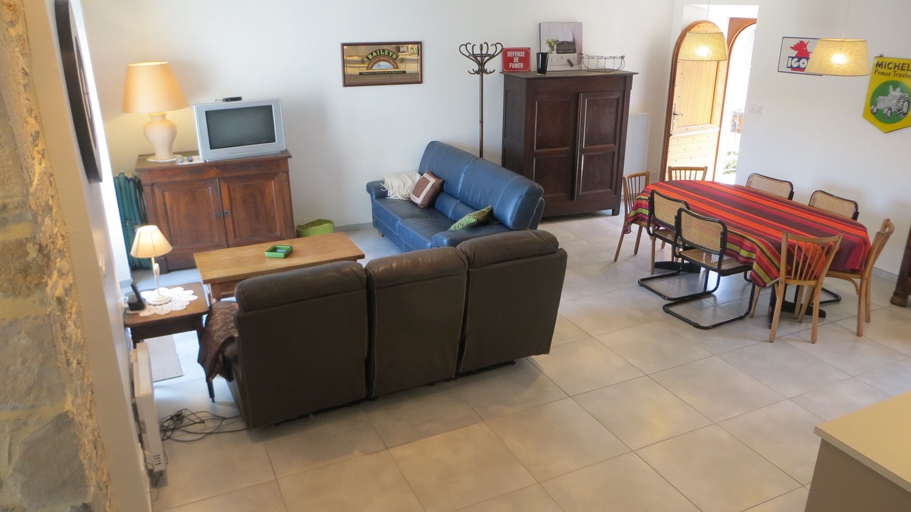 Photo of Livingroom in Bournazel