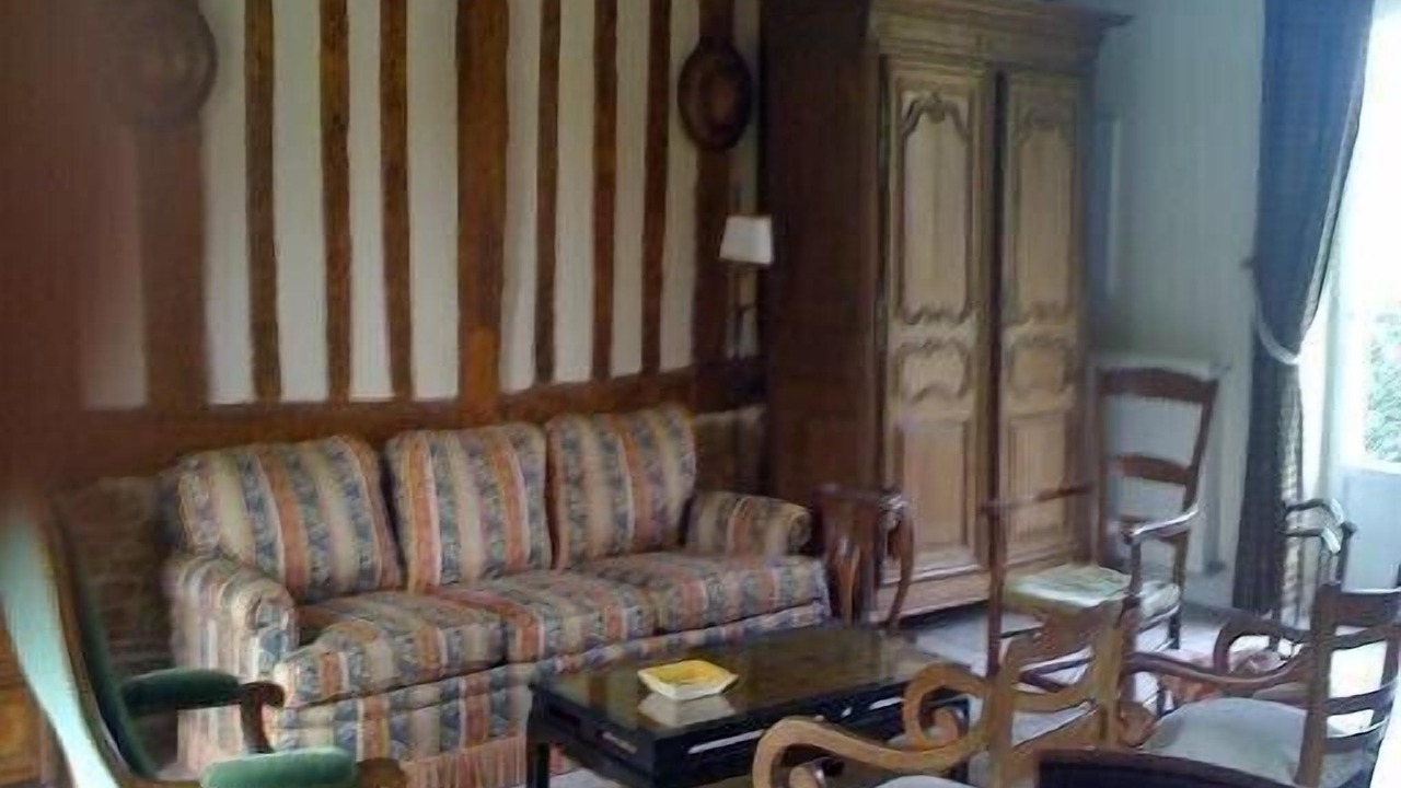 Photo of Livingroom in Saint-Pierre-du-Jonquet