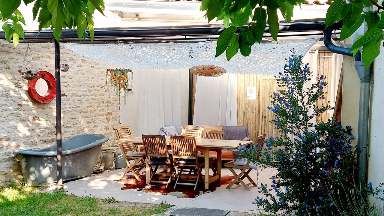 Photo of Outdoor in Chardonnay