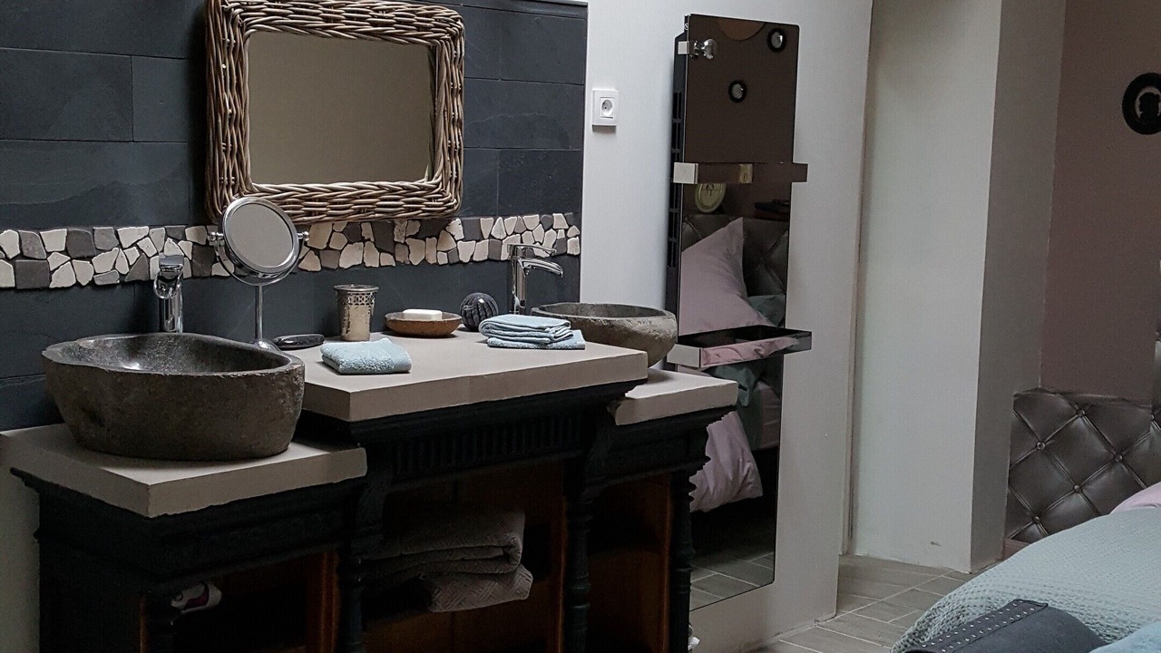 Photo of Bedroom in Chardonnay