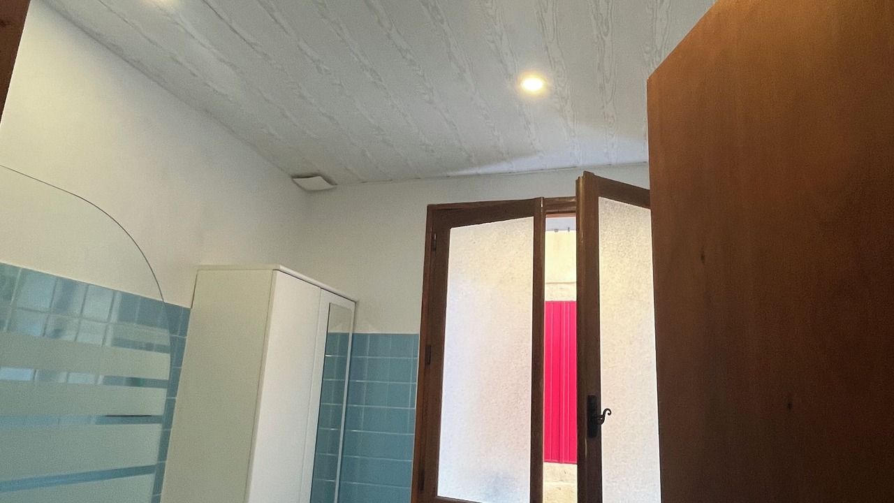Photo of Bathroom in Florac
