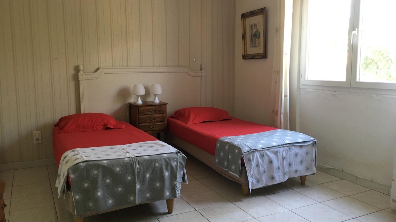 Photo of Bedroom in Generac