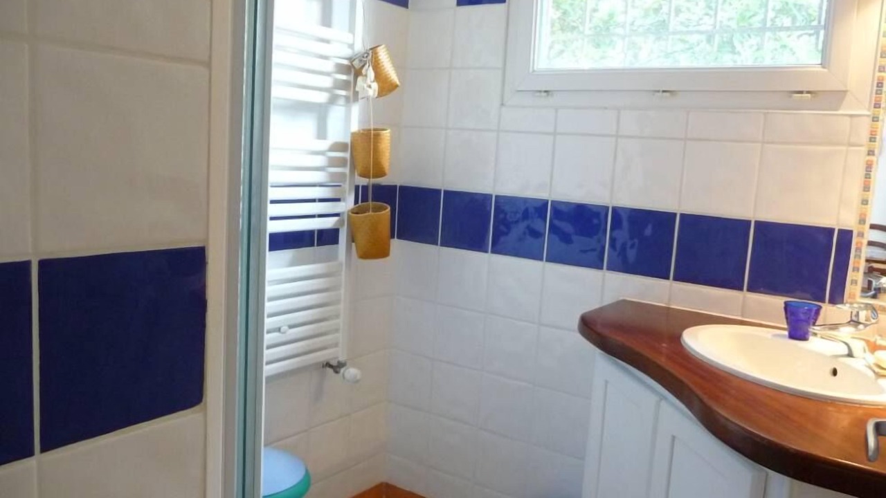 Photo of Bathroom in Salon-de-Provence