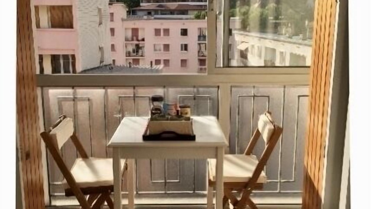 Photo of Others in Gap