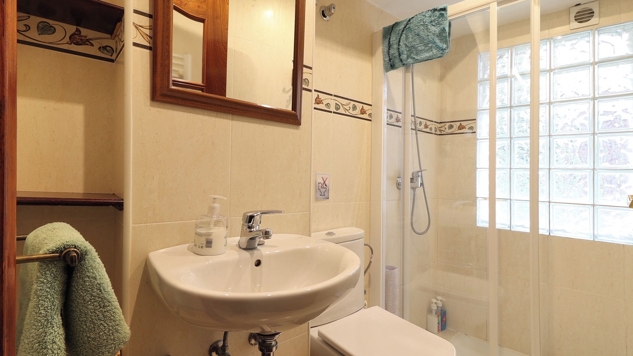 Photo of Bathroom in Betren