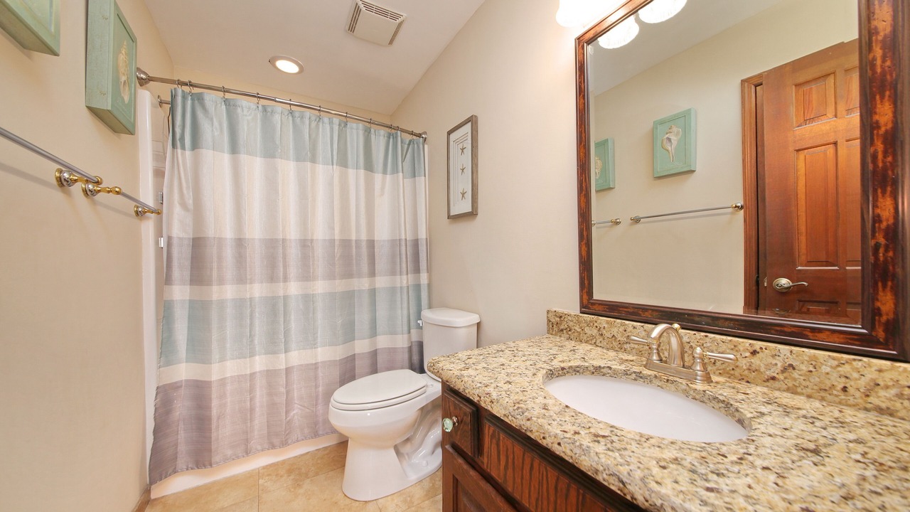 Photo of Bathroom in Surfside Beach