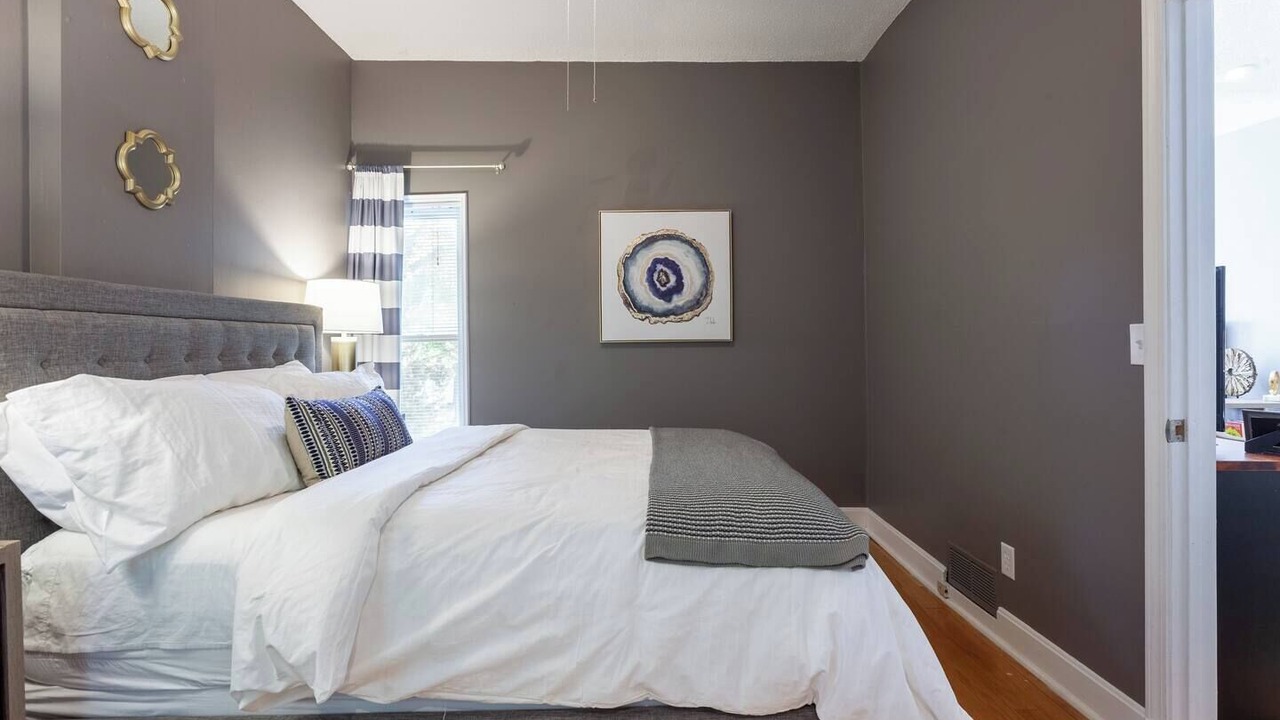 Photo of Bedroom in Southmoreland