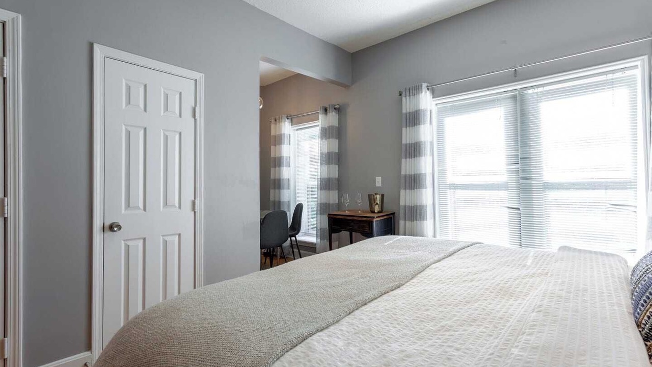 Photo of Bedroom in Southmoreland
