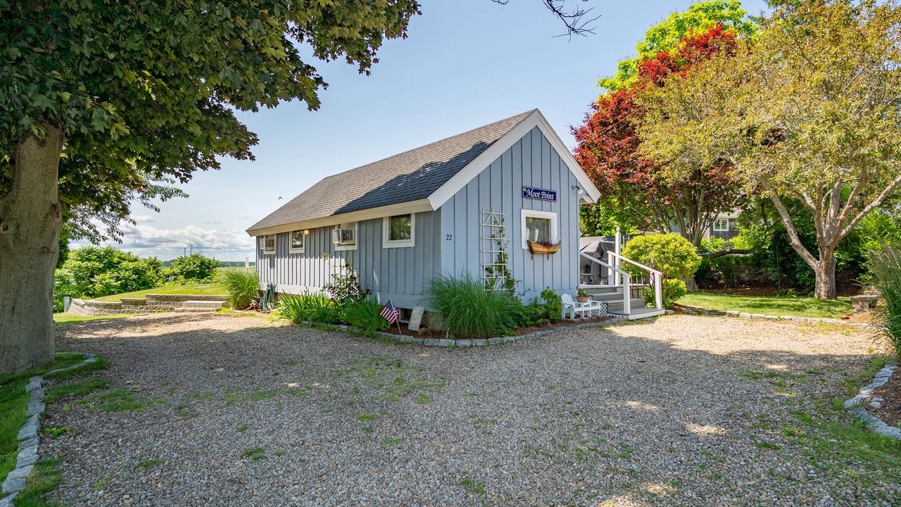 Photo of Others in Great Neck